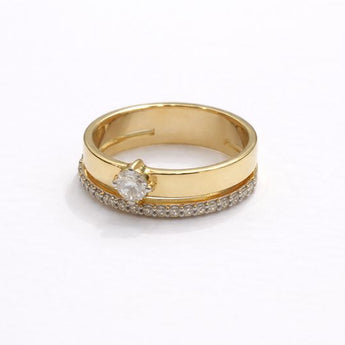 Elegant Yellow Gold Diamond Band with Pavé Accent Row