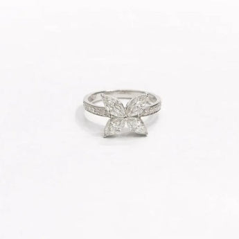 1.44 Carat Flower-Shaped Diamond Ring in White Gold