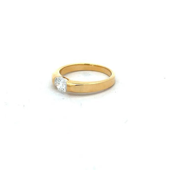Elegant Statement Spiral Dimaond Ring 