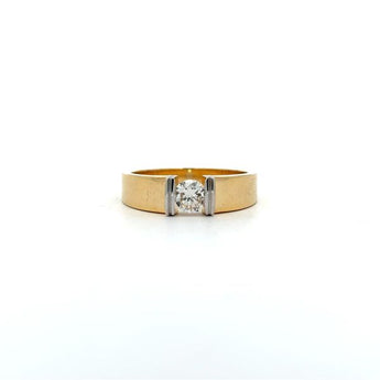 Minimal Round Cut Diamond Solitaire Ring with Sleek Yellow Gold Band