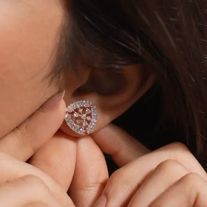 Buy Brilliant Lab Grown Diamond Cluster Earrings | Ivana Jewels Best lab grown diamond jewellery brand