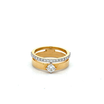Elegant Yellow Gold Diamond Band with Pavé Accent Row
