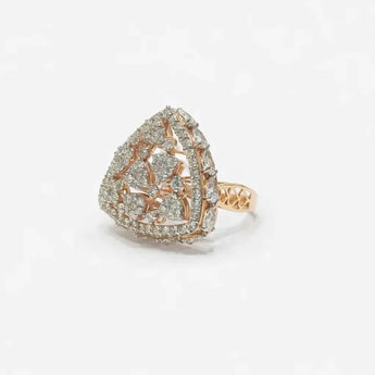 Diamond Cocktail Ring 3.48 Carat with Bold Leaf Motif