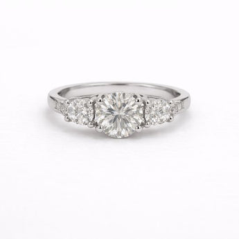 Elegant 1.07 Carat Round Diamond Ring with Side Accents