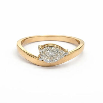 Pear Shape Lab-Grown Diamond Gold Solitaire Ring
