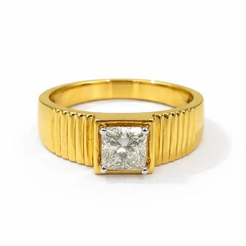 1.02 Carat Princess Cut Diamond Men's Statement Ring in yellow gold