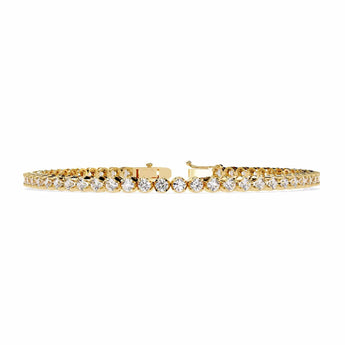 Buy Exquisite Gold Diamond Bracelet from Ivana Jewels Best lab grown diamond jewellery brand