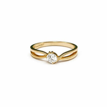 Diamond Solitaire Ring in 14K Yellow Gold
