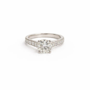 Modern Classic 4 Ct Round Cut Diamond Solitaire Gold Ring