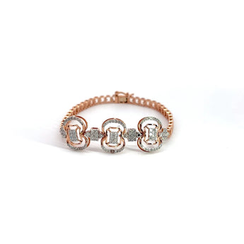 Buy Gold Diamond Chain Bracelet | Ivana Jewels Best lab grown diamond jewellery brand