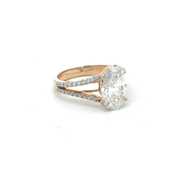 3.5 Carat Center Oval Cut Diamond Split-Shank Ring