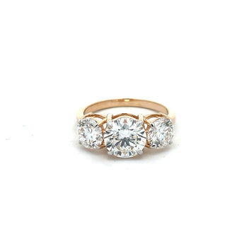 2 Carat Round Diamond Ring