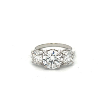 2 Carat Round Diamond Ring