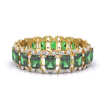 Buy Radiant Cut Green EMERALD Diamond Bracelet from Ivana Jewels Best lab grown diamond jewellery brand