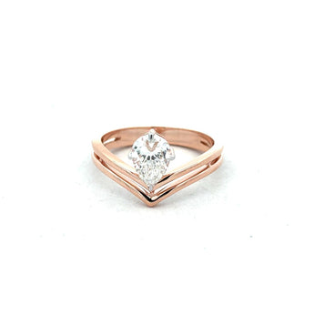 1 Carat Pear Diamond V-Shaped Engagement Ring