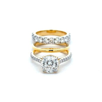 3.62 Carat Round Diamond Solitaire Ring with Matching Bands