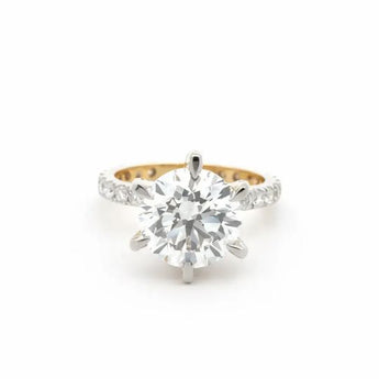 6.53 Carat Round Cut Diamond Solitaire Ring in Yellow Gold