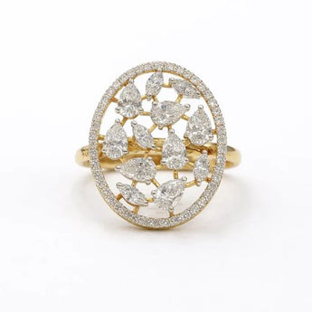 Oval Diamond Cluster Ring in Yellow Gold