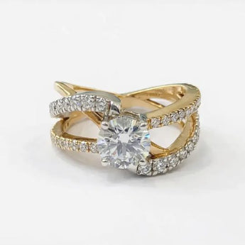 Luxury 1.7 Carat Diamond Criss-Cross Gold Ring for Women