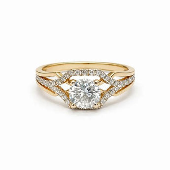 Round Cut Solitaire Diamond Engagement Ring