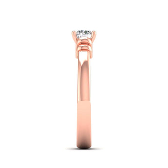 Ivana Jewels Ring Sparkling Round Brilliant Diamond Solitaire Ring