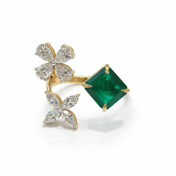 Elegant Green Stone Dimaond Cocktail Ring